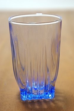 画像2: 青色ガラスのコップ
