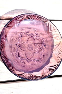 画像2: ガラス皿 紫花模様21cm