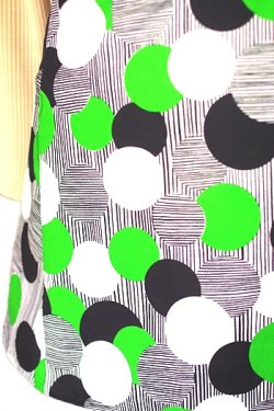 画像3: エプロン 黒×緑丸模様