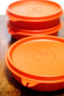 画像1: タッパーウェア 保存容器 オレンジ