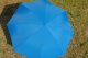折り畳み傘 青い傘