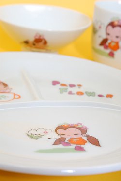 画像1: 菱松陶苑 女の子プレート皿