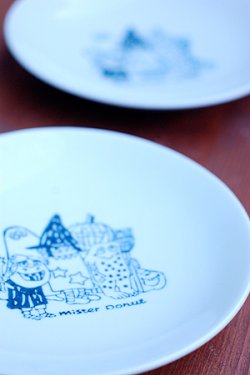 画像1: 絵皿 ミスタードーナツプレート(アメリカおばけ/ゴブリン）