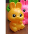 画像4: 幸福銀行 貯金箱 ウサギ(ピンク/緑/黄色) (4)