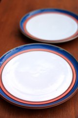 画像: 白山陶器 小皿 青×オレンジライン