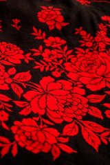 画像: コタツ上掛 コタツカバー  黒×赤バラ柄
