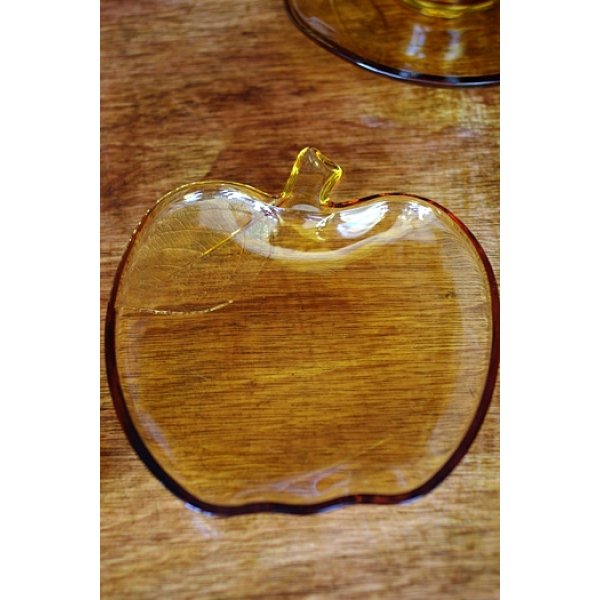 画像2: ソガガラス アップルライン カップ＆リンゴ形ソーサー アンバー (2)