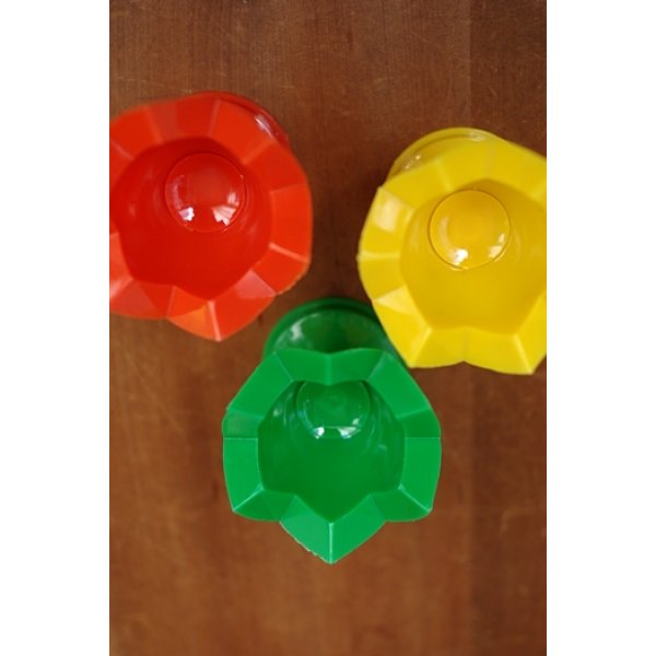 画像4: 卵花型切器(赤/緑/黄色) (4)