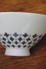 画像: お茶碗　十字模様