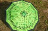画像: 折り畳み傘 緑・黒花模様