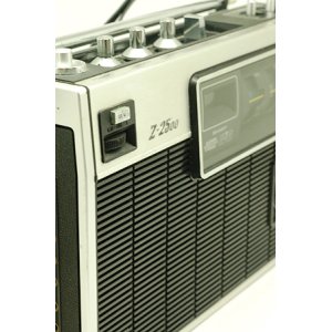 画像: SHARP(シャープ)ラジオ Z-2500