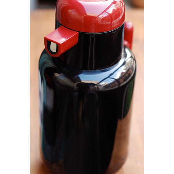 画像1: ピエールカルダン魔法瓶 黒×エンジ (1)