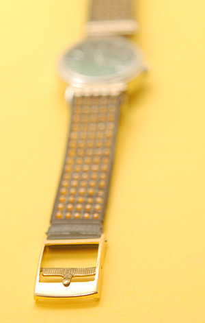 画像1: 腕時計バンド ビーズ5段 黒地×オレンジ 15mm (1)