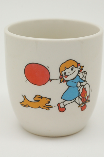 画像: 不二屋 ペコちゃんプリンカップ 湯呑み型 風船とオウムと犬