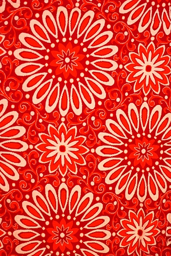 画像: ベッドカバー 赤系花柄