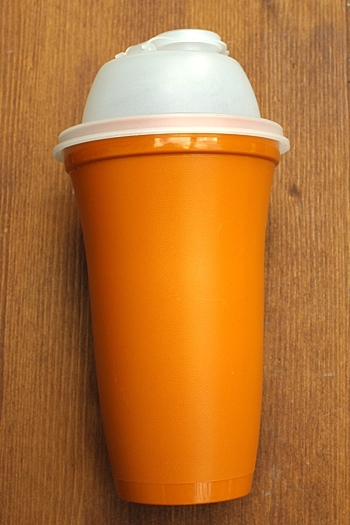 画像: ビンテージタッパーウェア 仕切り付きボトル オレンジ