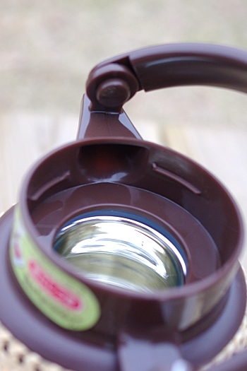 画像: タイガー魔法瓶 籐ポット 茶こし付 PRC-A100 ブラウン