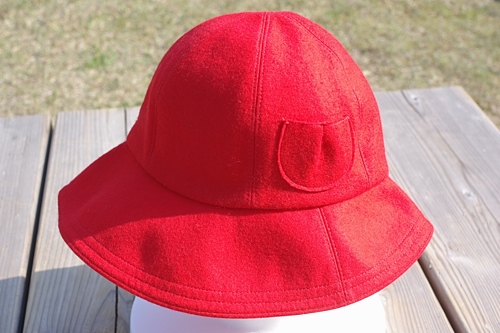 画像: フェルト帽子赤・ポケット付