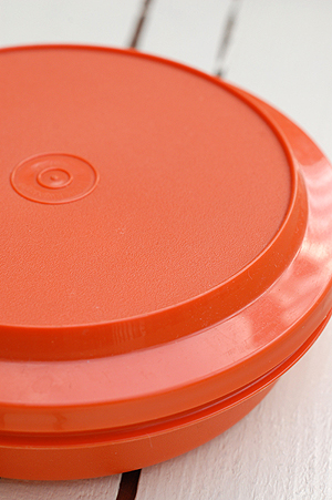 画像1: ビンテージタッパーウェア 保存容器 オレンジ (1)
