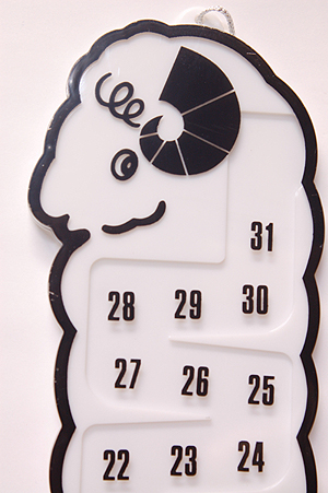 画像1: ノベルティーグッズ三菱エアコン コインカレンダー 羊 (1)
