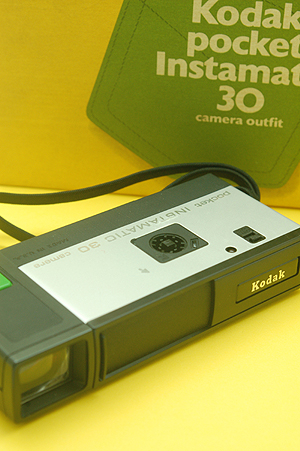 画像1: Kodak(コダック)ポケットカメラ インスタマチック30 (1)