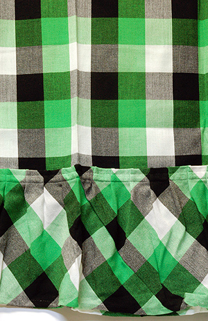 画像: カーテン 緑×黒×白チェック フリル付 200cm×130cm