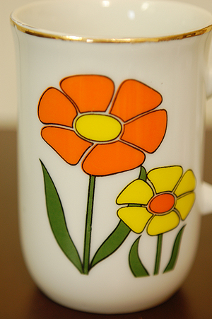 画像: 花柄マグカップ