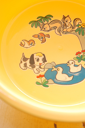 画像1: サンエイ(三栄) 黄色動物柄風呂桶 22cm (1)