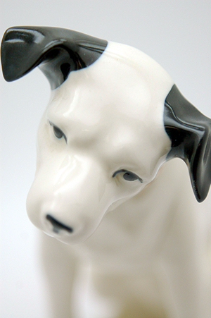 画像1: ビクター犬 ニッパー(陶器) 17cm (1)